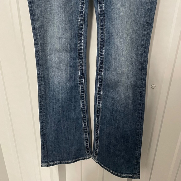 Miss Me Girls Medium Dark Wash Mid Rise Embellished Bootcut Jeans Size 12 - Picture 3 of 9